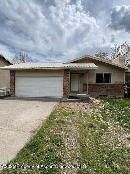 878 Hill St, Meeker, CO 81641