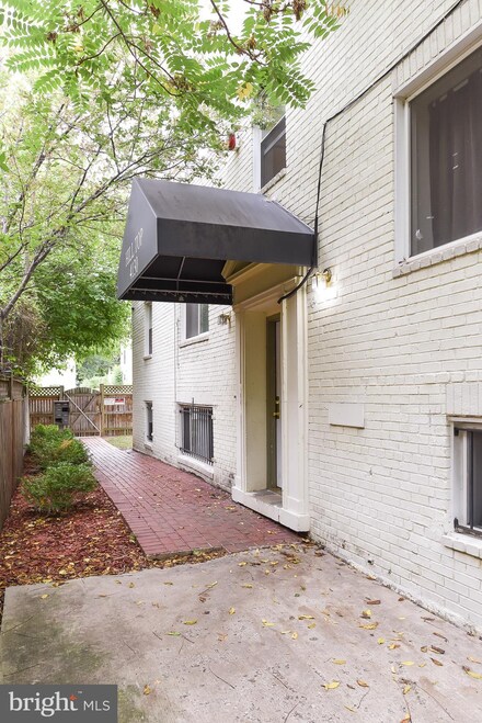 4130 4th St SE Unit 102, Washington, DC 20032