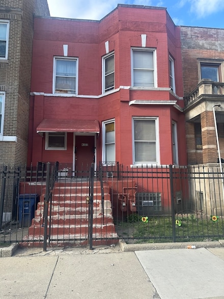 4202 W Jackson Blvd, Chicago, IL 60624