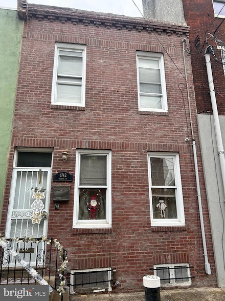 1742 Federal St, Philadelphia, PA 19146