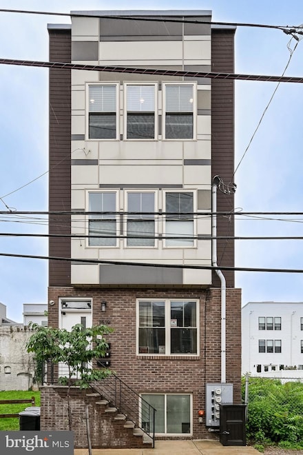 1519 N 28th St Unit C, Philadelphia, PA 19121
