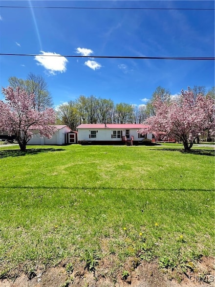 255 Holley Hole Rd, Constantia, NY 13044