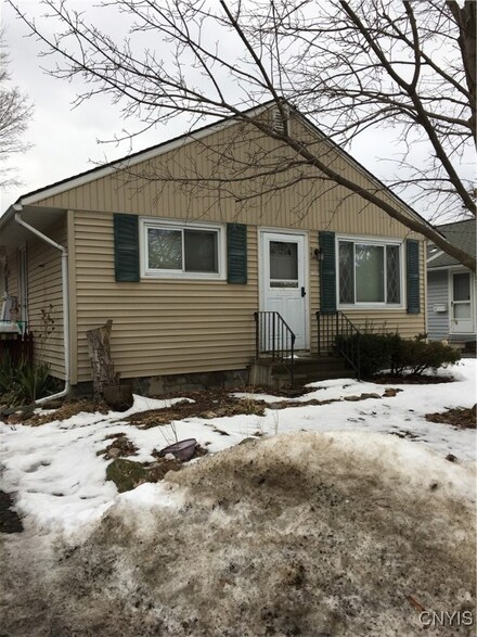375 Pleasantview Ave, Syracuse, NY 13208