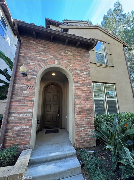 211 Tall Oak, Irvine, CA 92603
