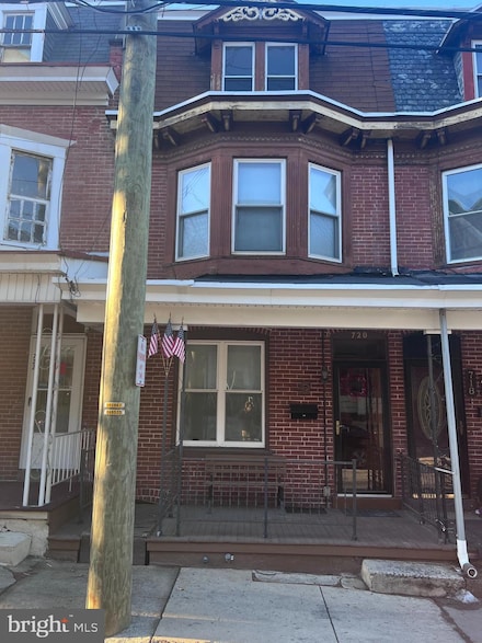 720 W Norwegian St, Pottsville, PA 17901
