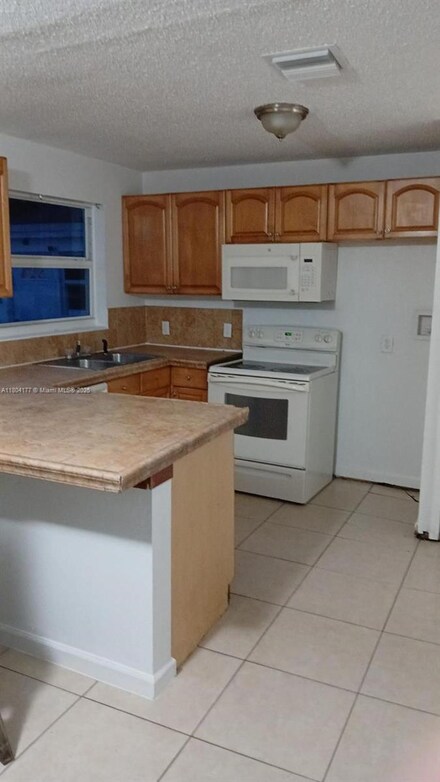 2131 Cleveland St, Hollywood, FL 33020