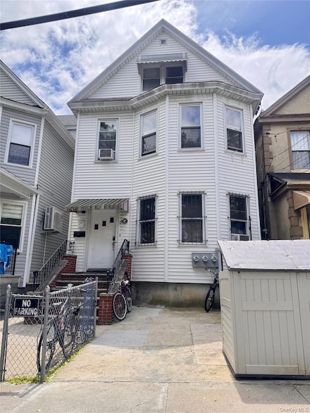 91-02 50th Ave, Elmhurst, NY 11373