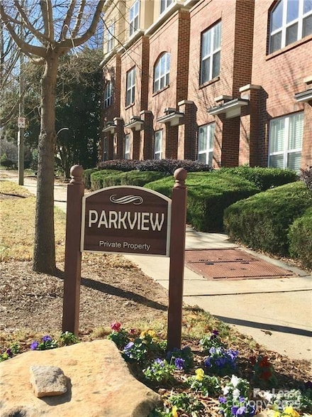 1310 Kenilworth Ave, Charlotte, NC 28203