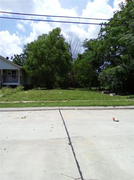 2018 Benton St, New Orleans, LA 70117