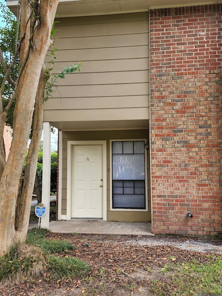 251 Antrim Dr Unit A, Baton Rouge, LA 70815