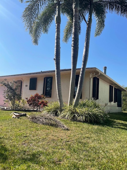 735 SW Salerno Rd, Stuart, FL 34997