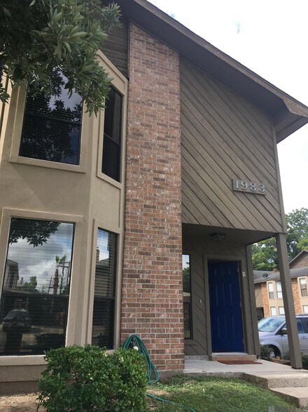 1983 S Brightside View Dr Unit B, Baton Rouge, LA 70820