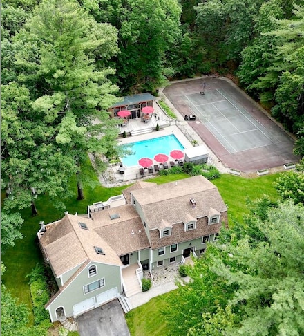 100 Arlene Dr, Pelham, NH 03076