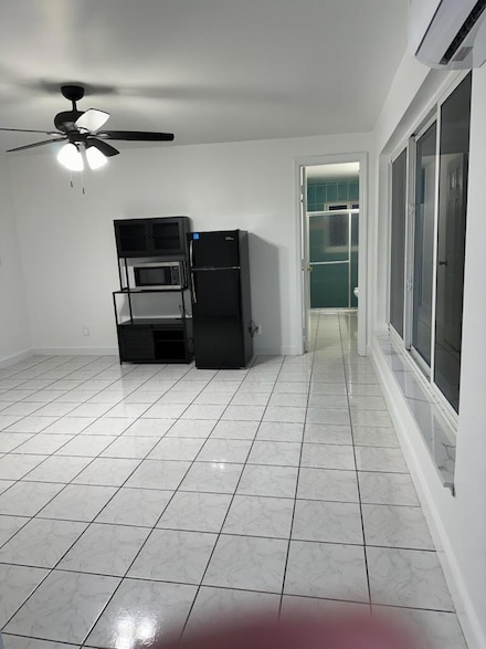 1924 N 58th Way, Hollywood, FL 33021