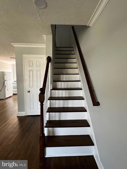 307 Arundel Rd W, Brooklyn, MD 21225