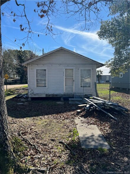 1613 2nd Ave, Kinder, LA 70648