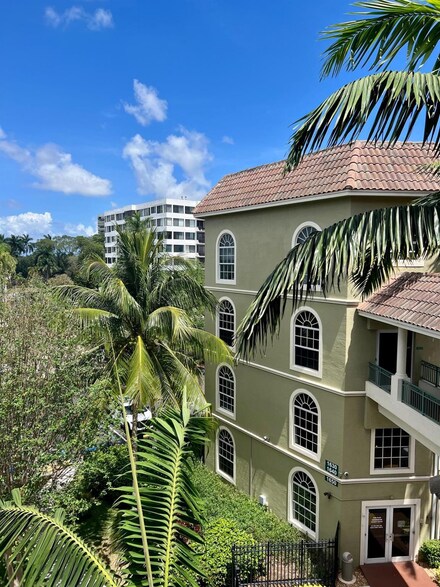 1620 Presidential Way Unit 408, West Palm Beach, FL 33401