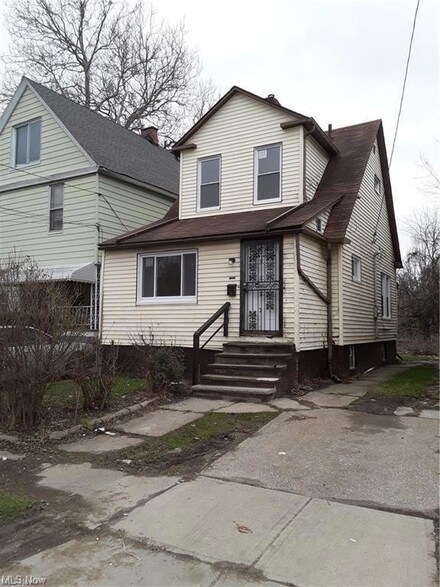 12334 Ashbury Ave, Cleveland, OH 44106