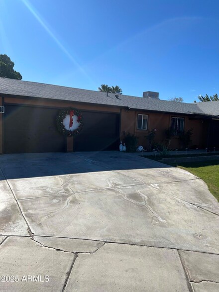 1380 S 22nd Dr, Yuma, AZ 85364