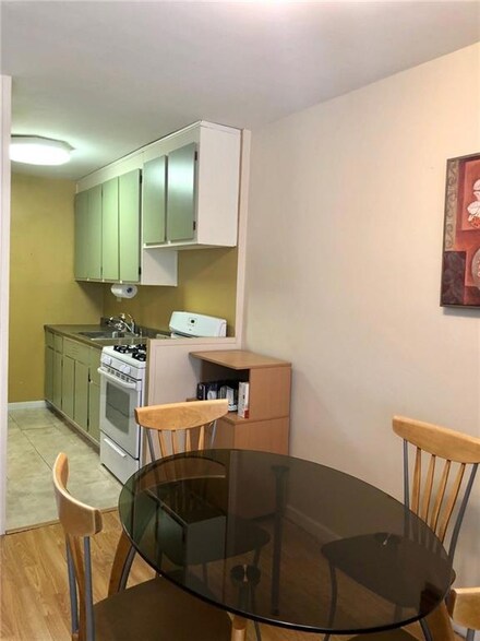 2942 W 5 St Unit 2M, Brooklyn, NY 11224