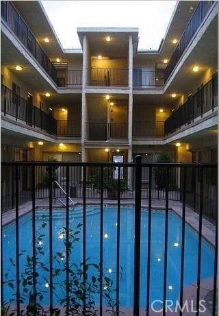 21219 Roscoe Blvd Unit 215, Canoga Park, CA 91304