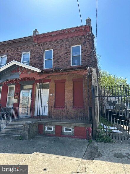 252 W Erie Ave, Philadelphia, PA 19140
