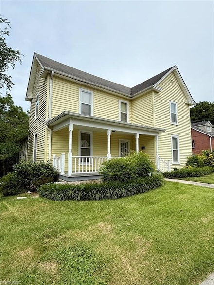 132 Orchard St, Mount Airy, NC 27030