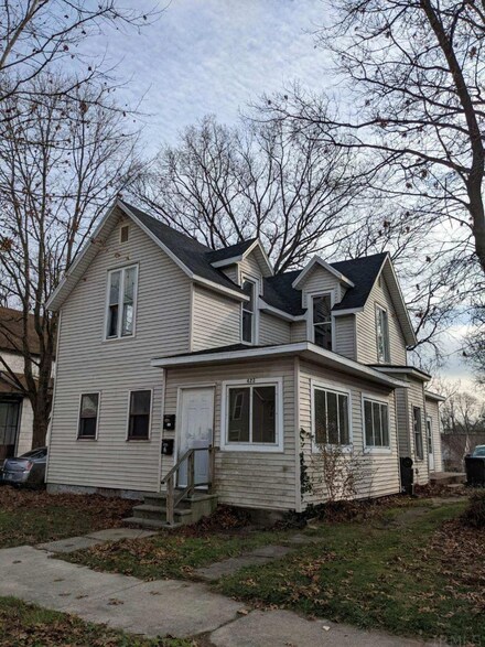 423 Middlebury St, Elkhart, IN 46516