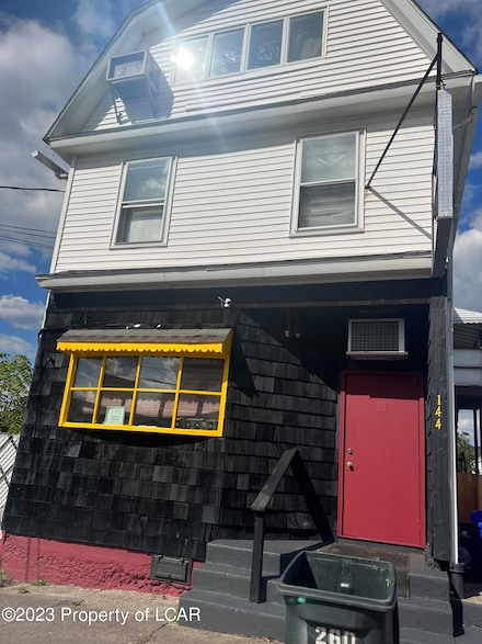144 W Union St, Nanticoke, PA 18634