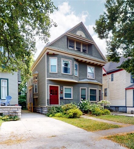 521 Ashland Ave, Buffalo, NY 14222