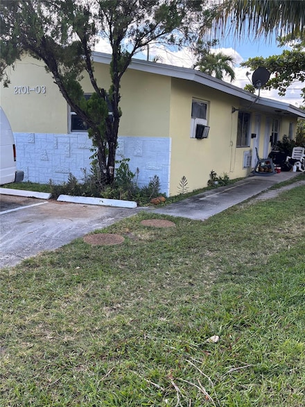 2701 NW 9th Ave, Wilton Manors, FL 33311