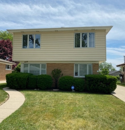 7021 W Madison St, Niles, IL 60714
