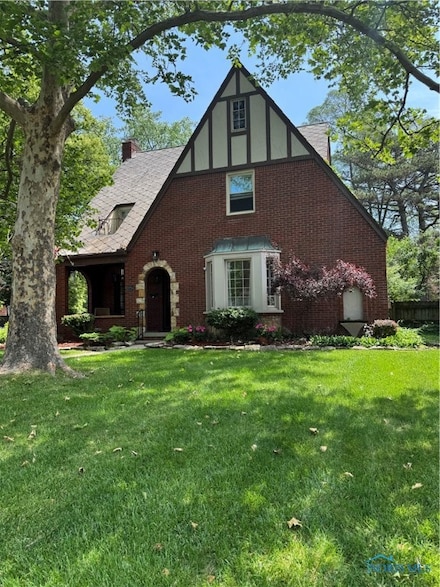 2254 Cheltenham Rd, Toledo, OH 43606