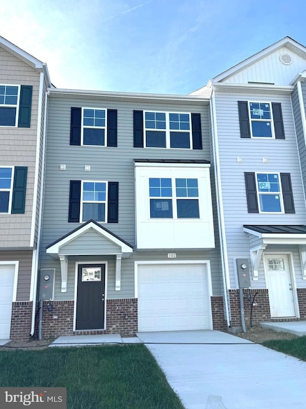 102 Moses Dr, Martinsburg, WV 25405
