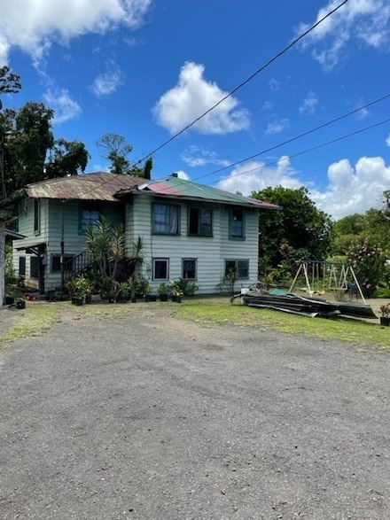 1704 Kinoole St, Hilo, HI 96720