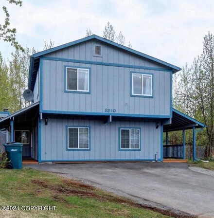 8510 Moss Ct Unit 2, Anchorage, AK 99504