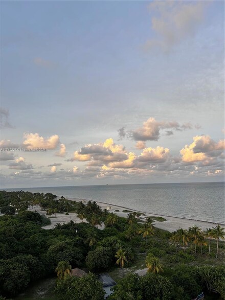 177 Ocean Lane Dr Unit 1206, Key Biscayne, FL 33149