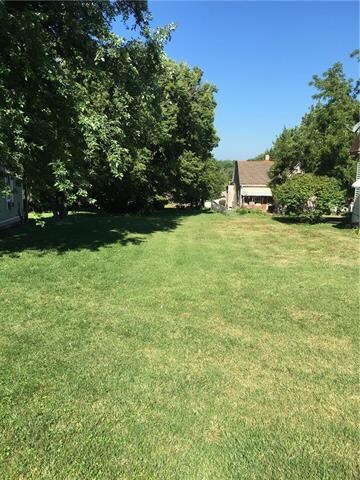 1203 S 19th St, Saint Joseph, MO 64507