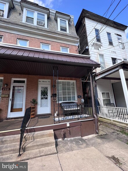 110 N 8th St, Shamokin, PA 17872