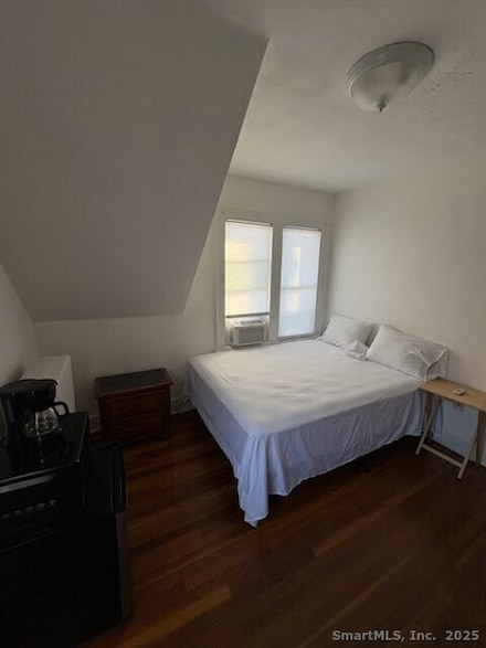 68 Adelaide Ave, Waterbury, CT 06708