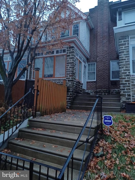 5914 N 7th St, Philadelphia, PA 19120