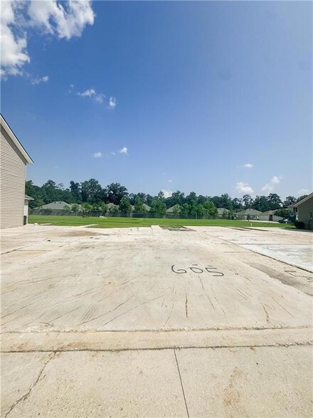 43225 Creek Circle Unit #605 None, Hammond, LA 70403