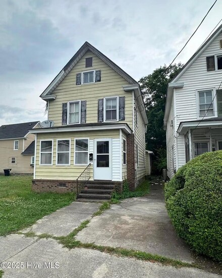 602 Herrington Rd, Elizabeth City, NC 27909