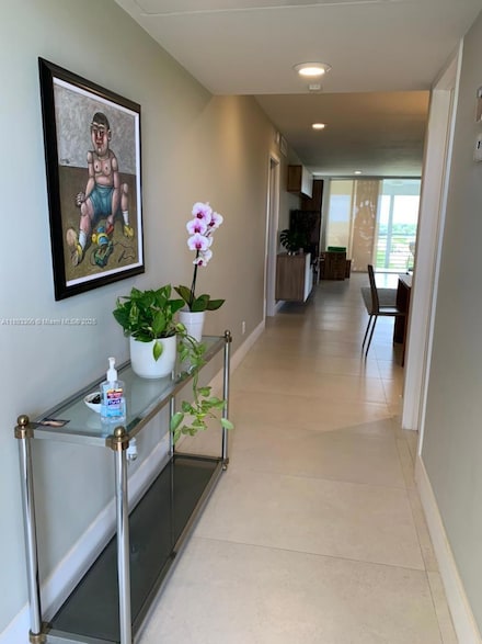 3507 Oaks Way Unit 802, Pompano Beach, FL 33069