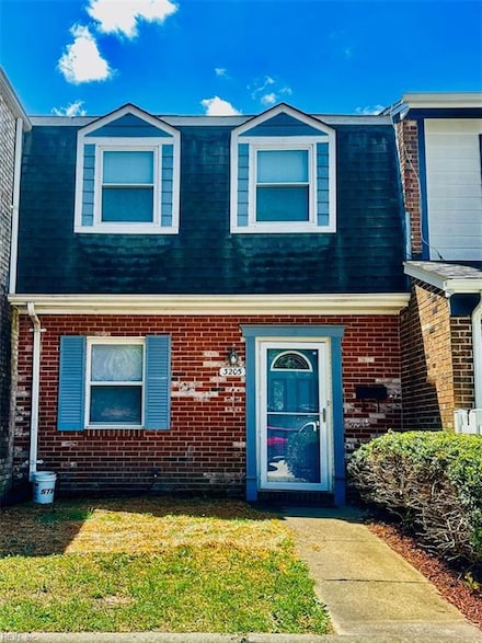 3205 Lakecrest Rd, Virginia Beach, VA 23452