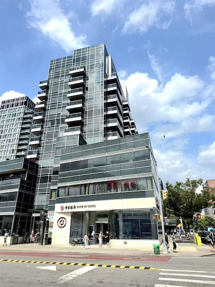 42-35 Main St Unit 8, Flushing, NY 11355