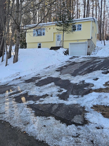 152 N Daggett Hill Rd, Greene, ME 04236