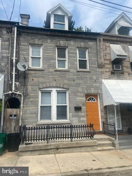 31 New Dorwart St, Lancaster, PA 17603