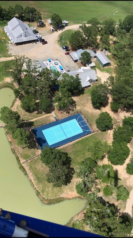 287 Ahrens Ln, Basile, LA 70515
