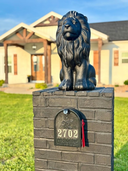 2702 Town Dr, Mountain Grove, MO 65711